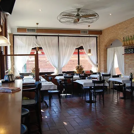 Al Cason Gasthuis Solesino